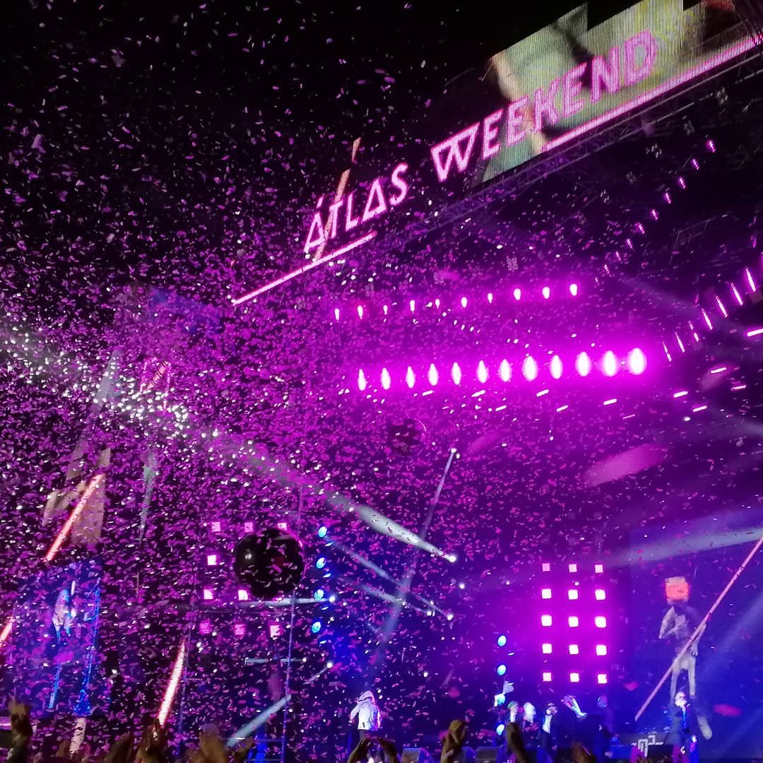 Если пытаться описать Atlas Weekend двумя словами, то лучше всего подойдет "взрыв эмоций". @yulashka1980 показала, что не только в переносном смысле