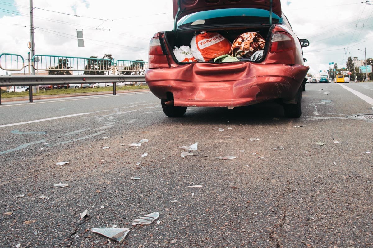 Неудивительно, что именно в этой машине ехал единственный пострадавший в инциденте