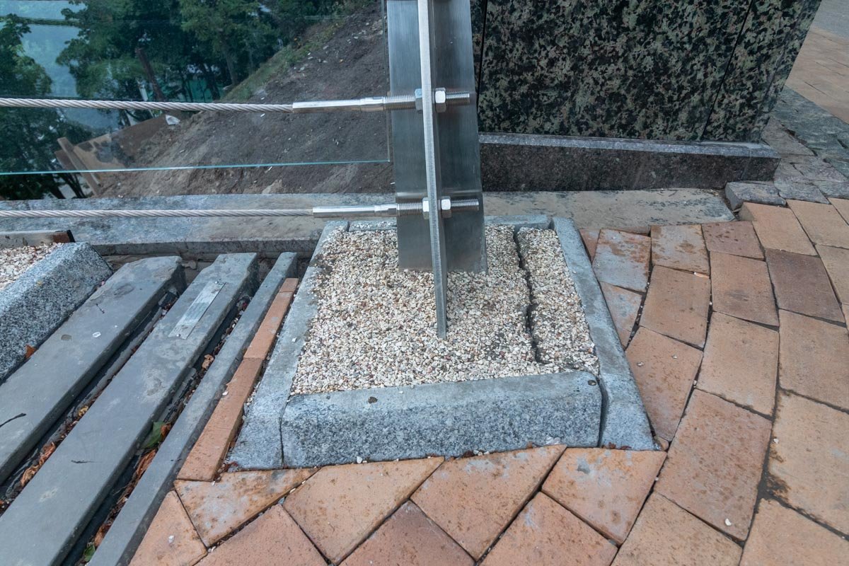 Из-за чего образовалось повреждение - неизвестно Из-за чего образовалось повреждение - неизвестно