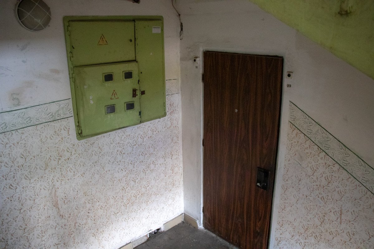 Далеко не все соседи знали о звании и почетной профессии погибшего мужчины