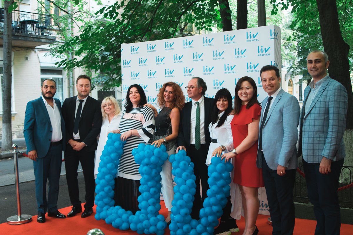 Благодаря профессиональному и дружелюбному коллективу пациенты всегда остаются довольны Благодаря профессиональному и дружелюбному коллективу пациенты всегда остаются довольны