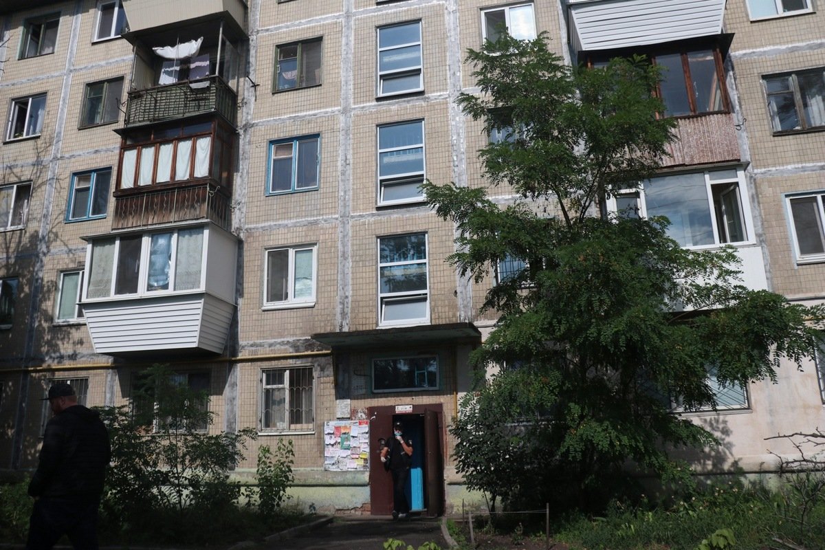 На улице Каунасской мужчина убил бывшую жену