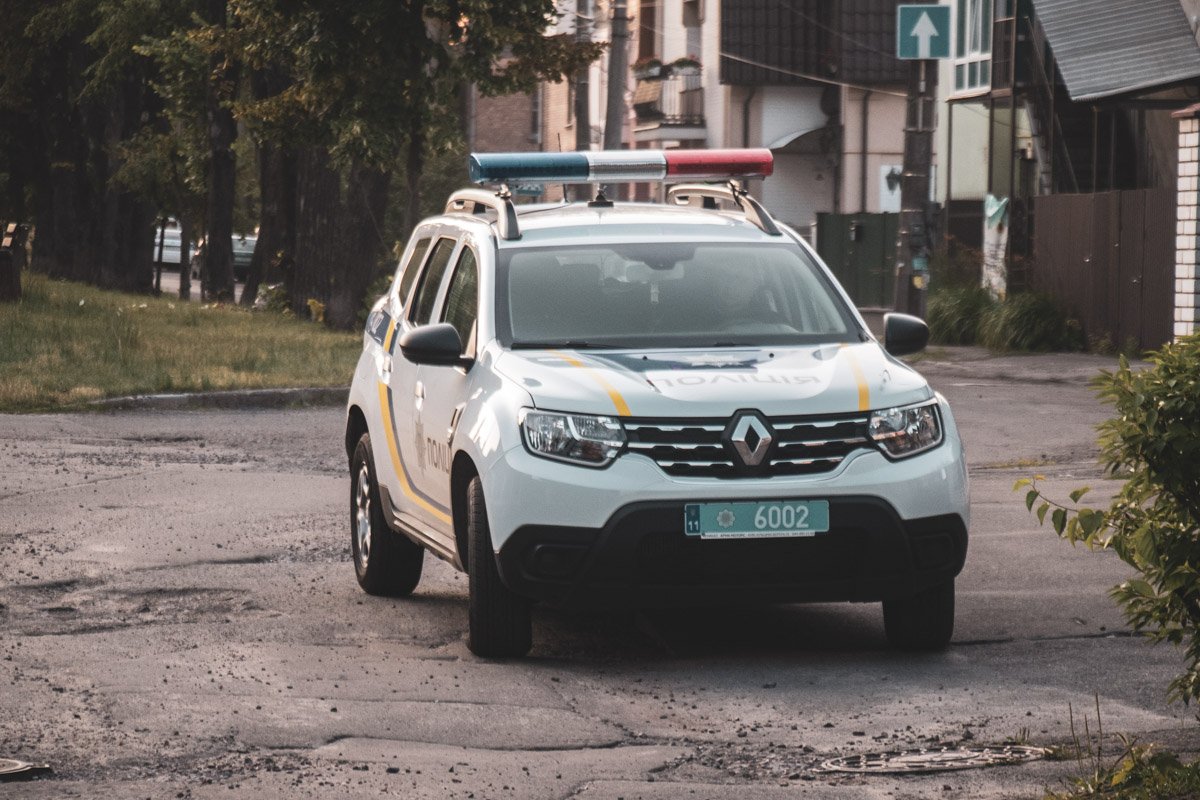 На месте работали спасатели ГСЧС, патрульная полиция и следственно-оперативная группа
