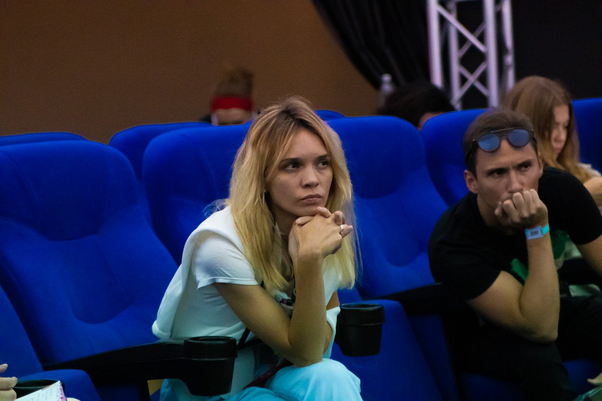 Гости с интересом слушали выступления Гости с интересом слушали выступления