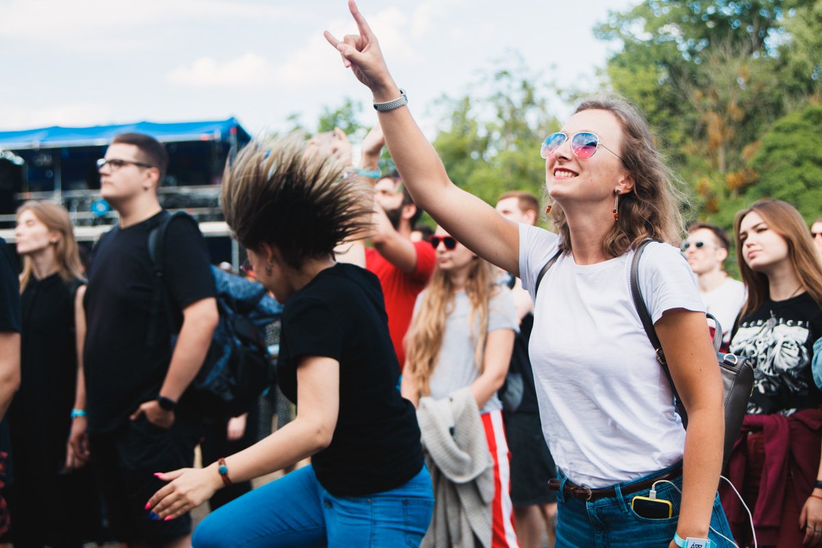 Хедлайнеры удивляли и доводили поклонников до экстаза своими треками Хедлайнеры удивляли и доводили поклонников до экстаза своими треками