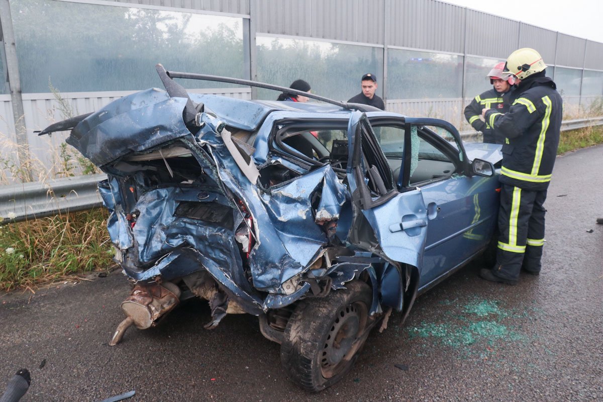 Авто практически полностью уничтожено Авто практически полностью уничтожено