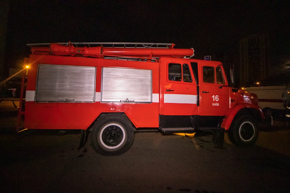 Из помещений станции были "спасены" два человека