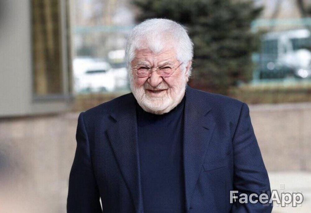 Игорь Коломойский, судя по редактору FaceApp, стареть не собирается Игорь Коломойский, судя по редактору FaceApp, стареть не собирается
