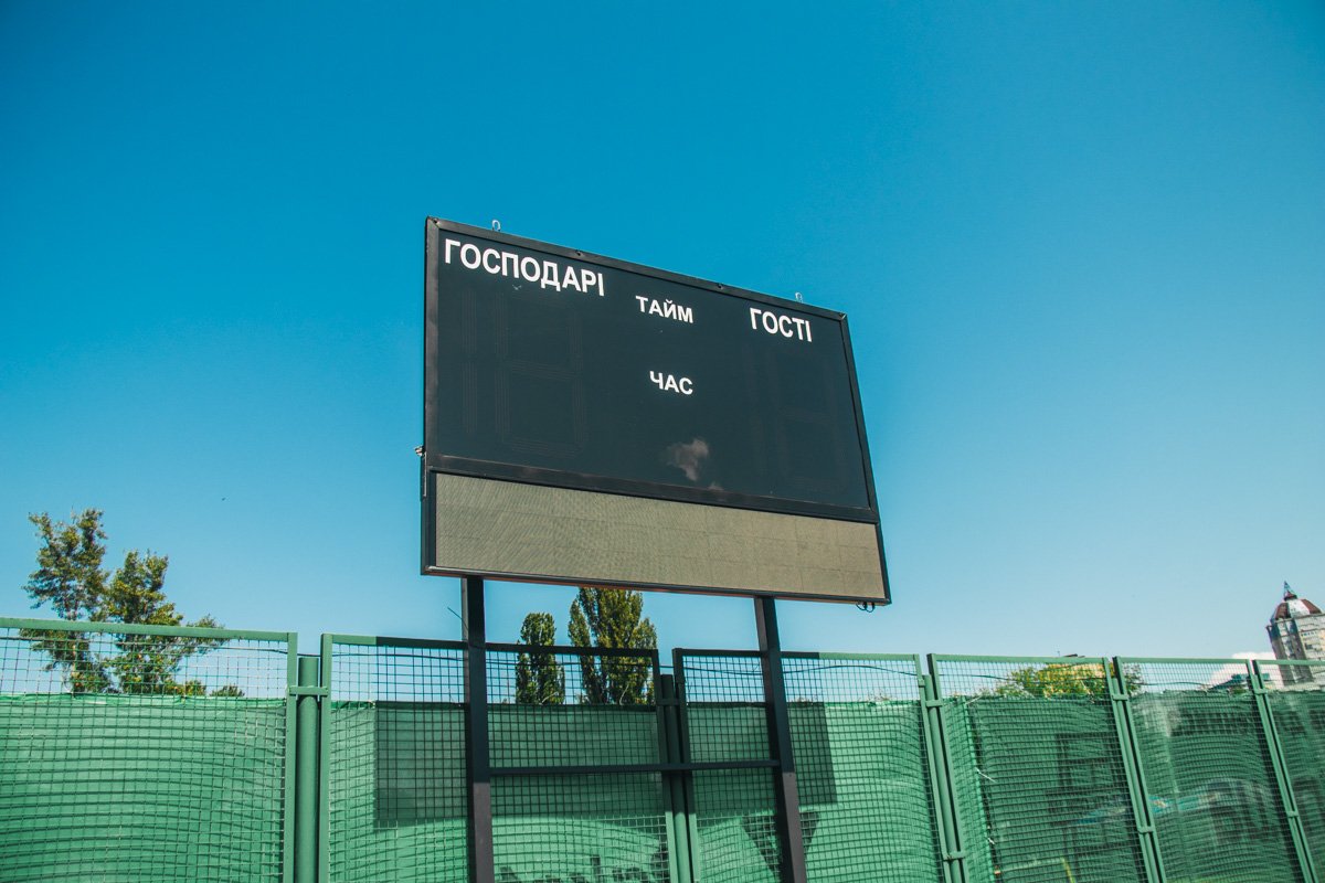 Свежеустановленное электронное табло 