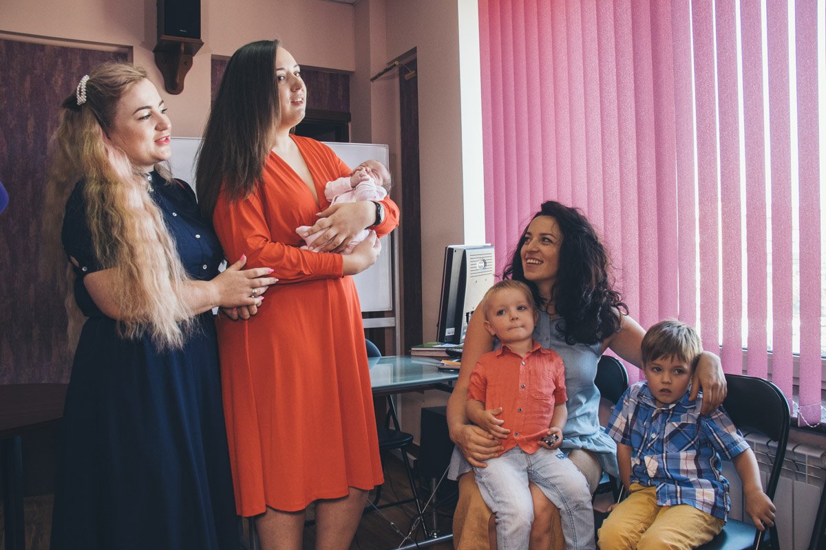 В результате на свет появилась Аврора - маленькая и здоровая девочка