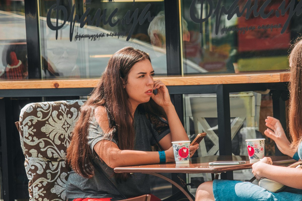 Когда пару часов не виделась с подружкой Когда пару часов не виделась с подружкой