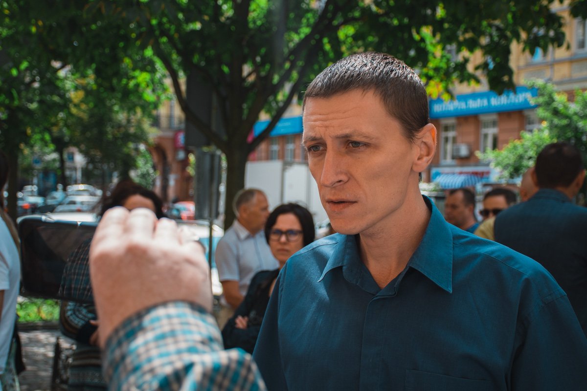 Местные жители уверяют - закрытие этого отделения создаст большие трудности для них Местные жители уверяют - закрытие этого отделения создаст большие трудности для них