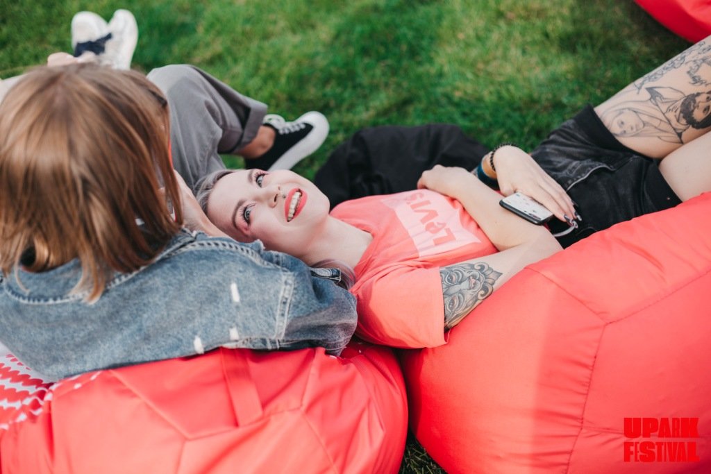 Большую часть выступления Иван зажигал всех вокруг, но порой давал зрителям немного романтики