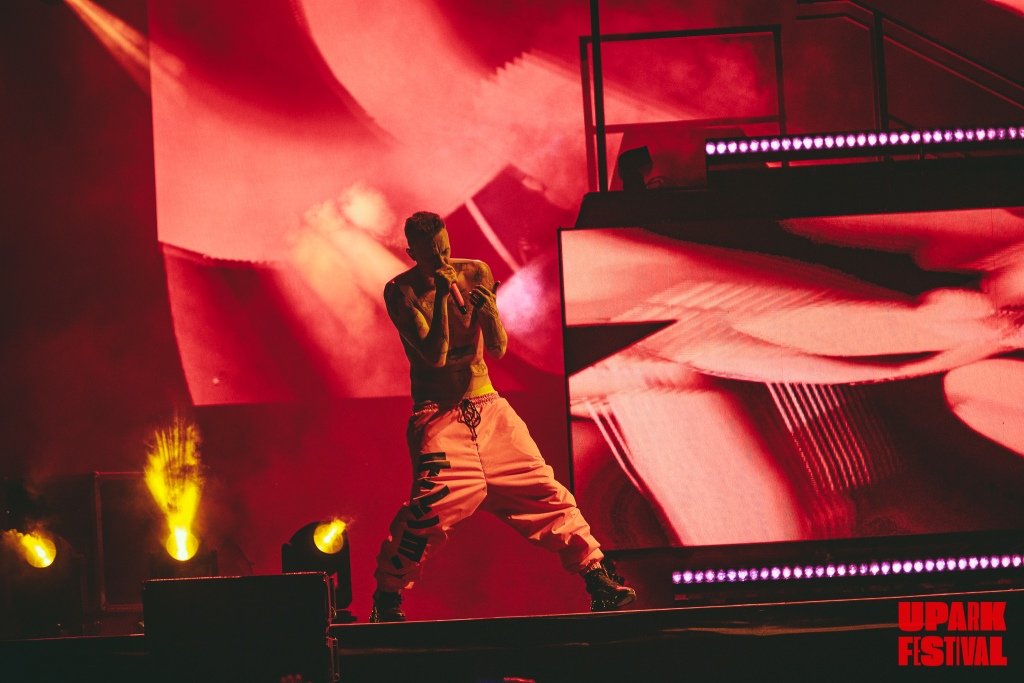 И Йоланди, и Ниндзя разрывали фестиваль, высвобождая всю энергию из зрителей