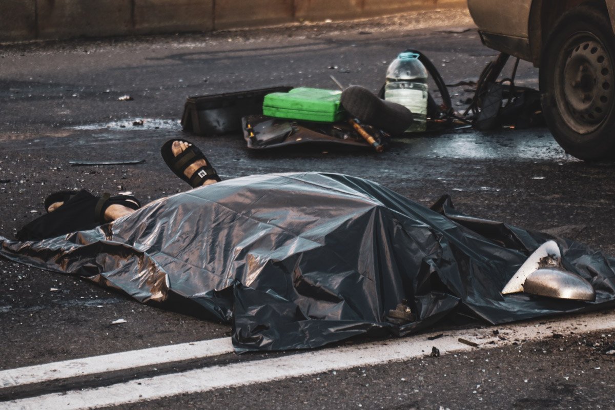 В результате аварии погиб мужчина, еще два человека госпитализированы