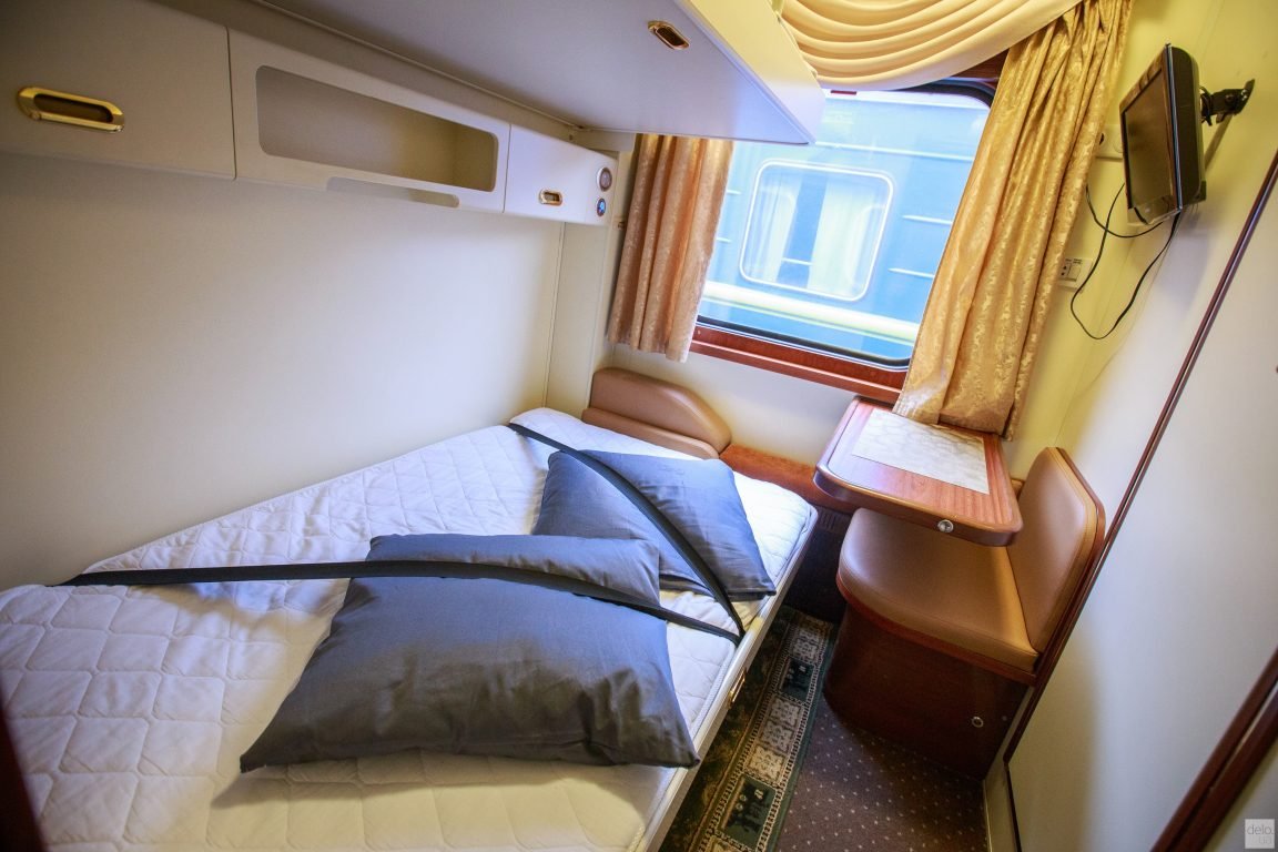 Если вы давно мечтали прокатиться на Восточном экспрессе и почувствовать себя аристократом XIX века - этот вагон предоставляет такую возможность