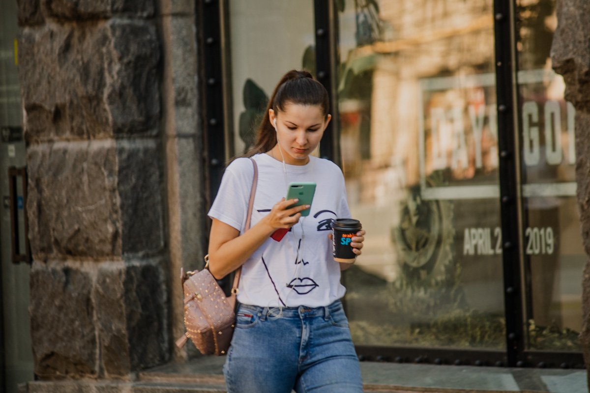 Утро начинается с кофе