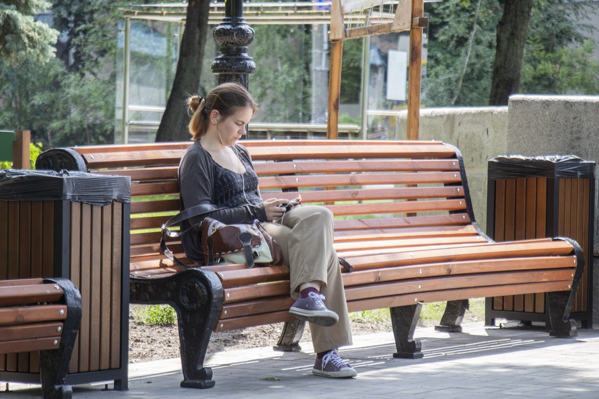 Старые лавочки облагородили Старые лавочки облагородили