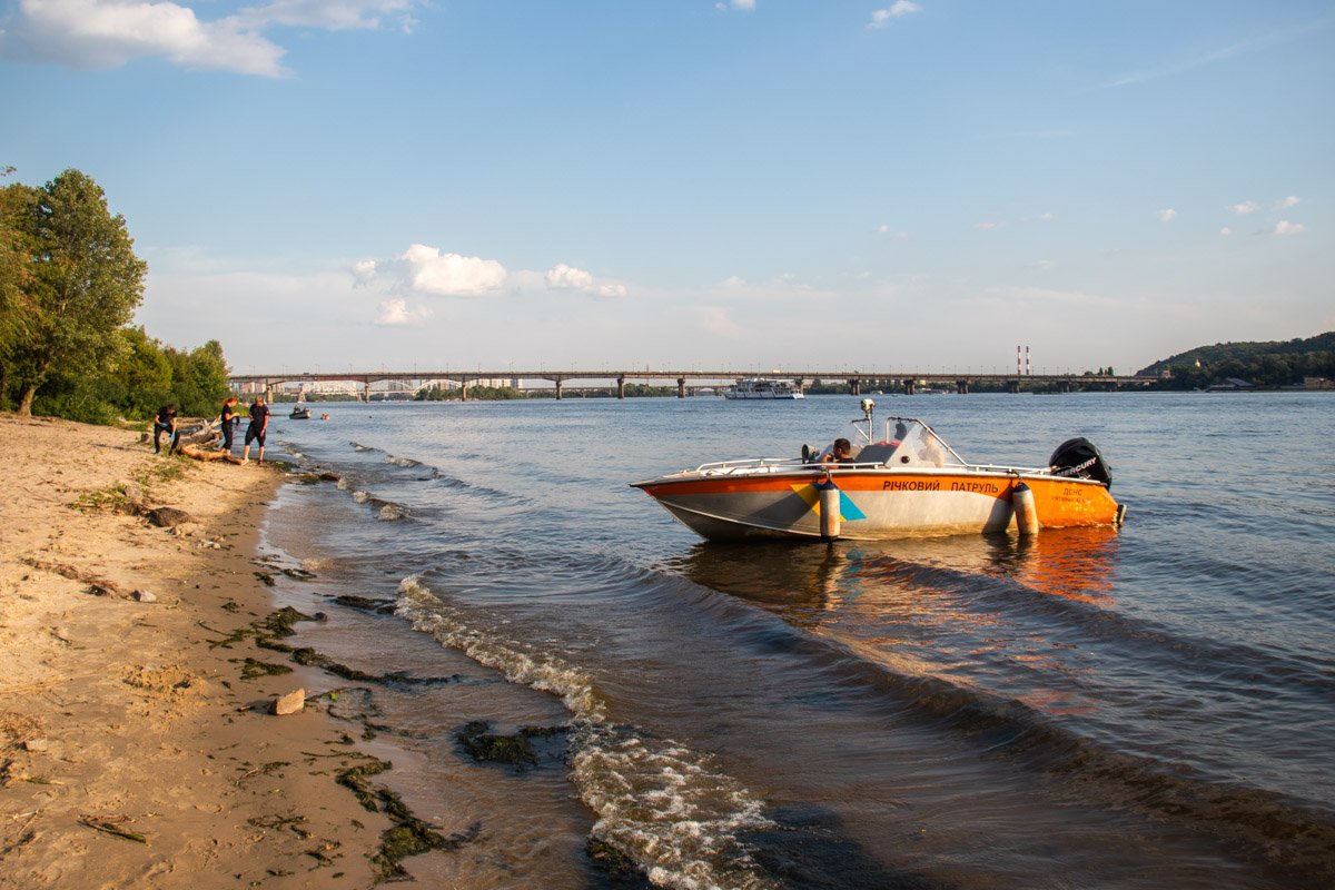 Обстоятельства смерти выясняются полицией Обстоятельства смерти выясняются полицией