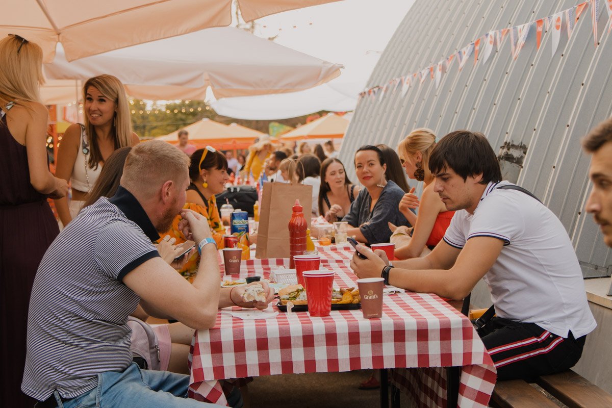 Частичка Америки во рту 