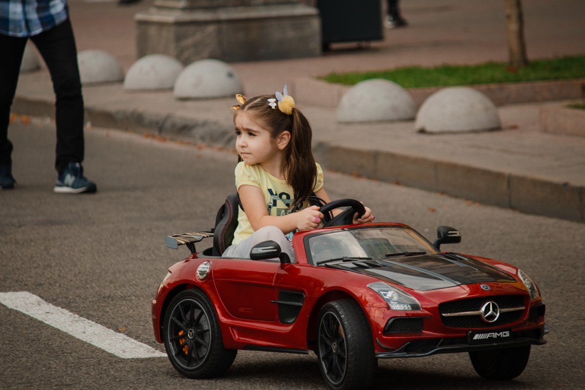 Girls rule the world! Girls rule the world!