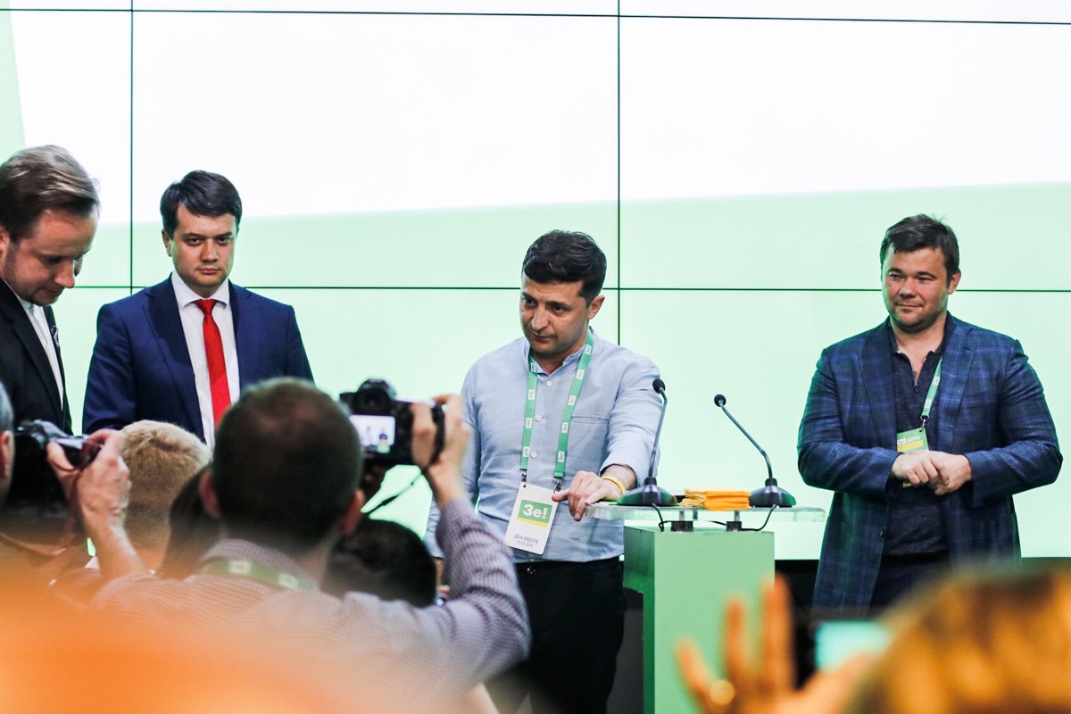 Погнали вопросы от СМИ