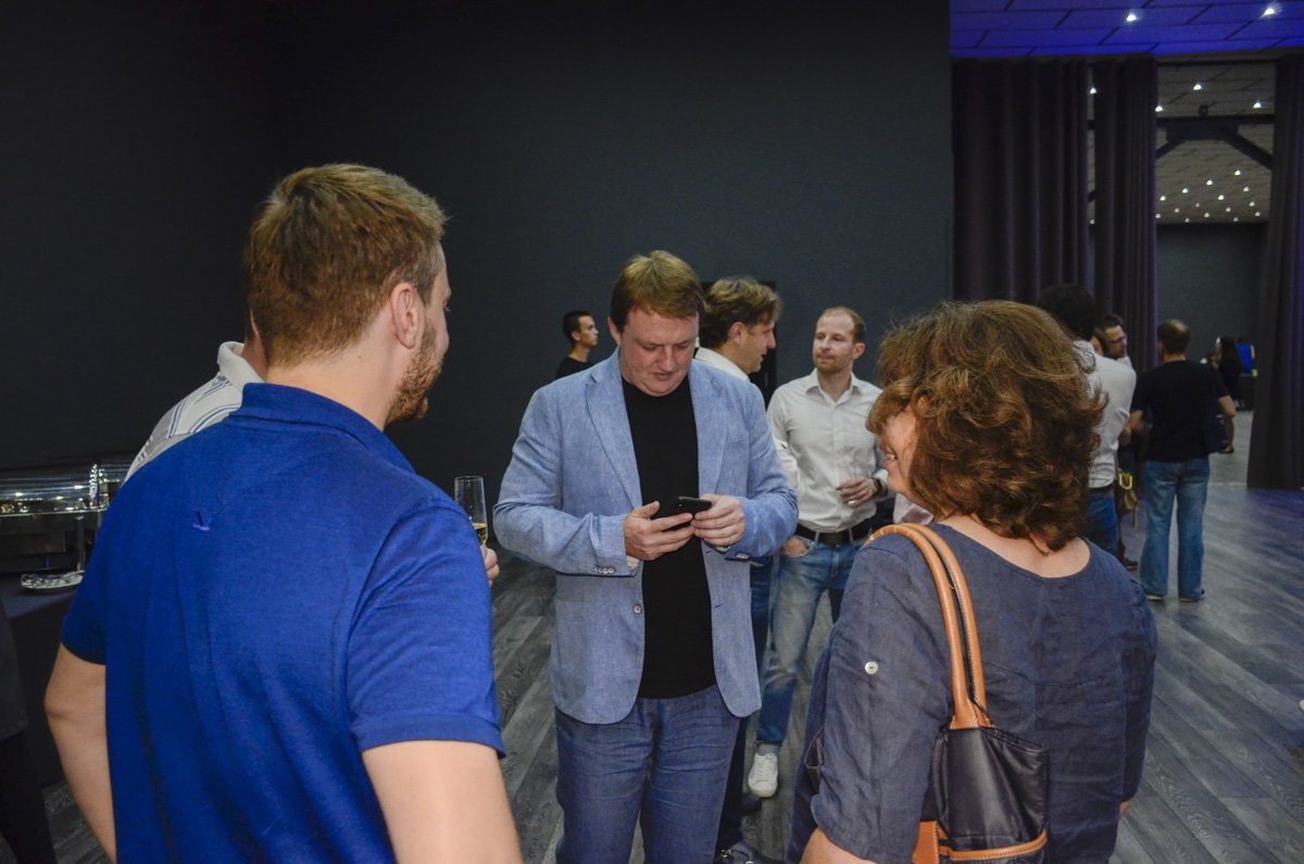 Создалось впечатление, что предварительные результаты экзитпола в партии "Голос" знали заранее