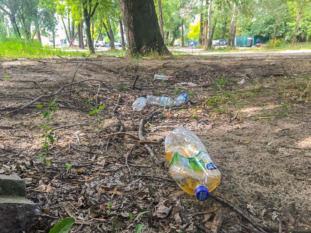 Мы даже не хотим знать, что в этой бутылке Мы даже не хотим знать, что в этой бутылке