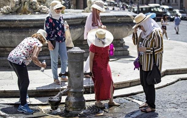 В Нидерландах зафиксировали рекордную жару В Нидерландах зафиксировали рекордную жару