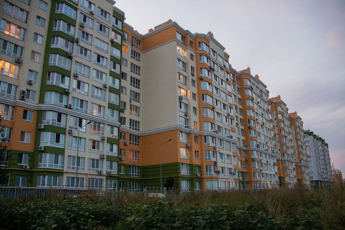 Под Киевом возле ЖК прогремел взрыв 