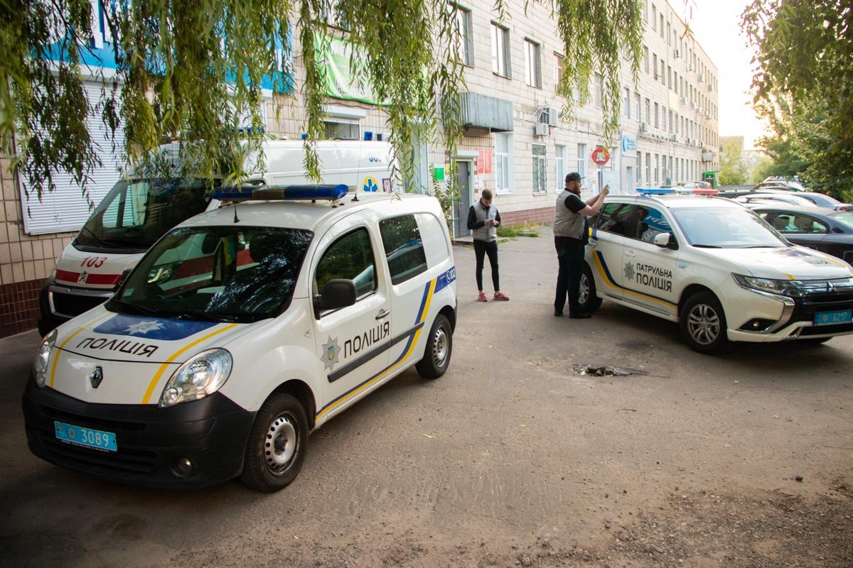 Ранним утром на Шулявке мужчина шагнул из окна 