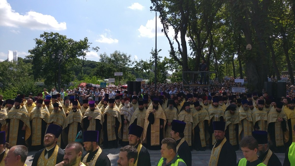 Крестный ход УПЦ Московского патриахата: что происходит в центре Киева сейчас. Обновляется 4