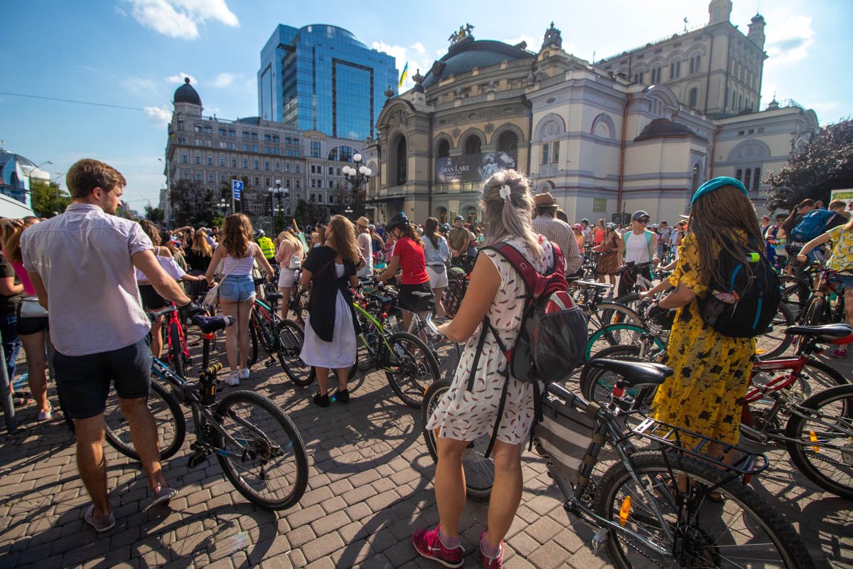 Пробег прошел по двум маршрутам: облегченному и более сложному