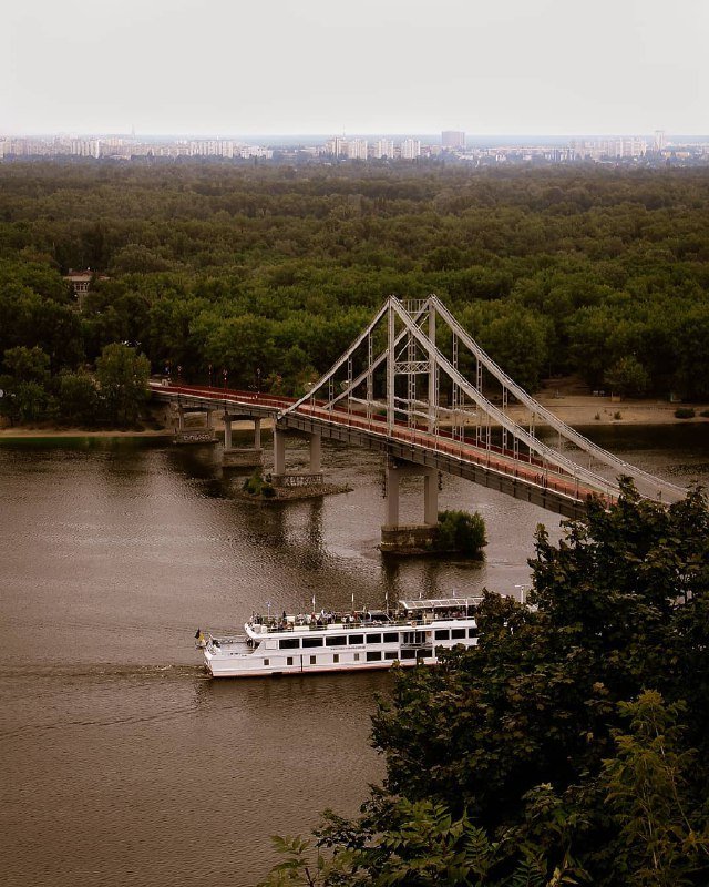 Аж мурашки по коже. Киев - до дрожи! Фото: @volochaii
