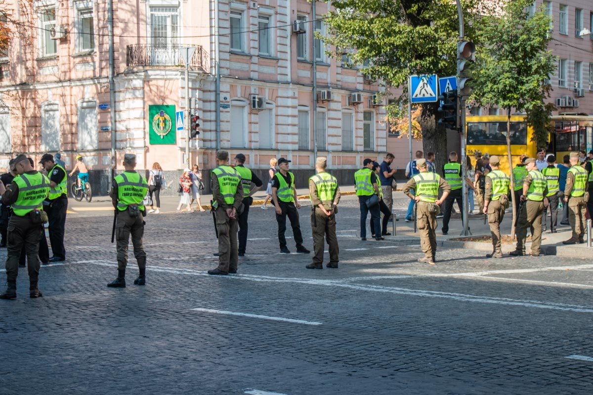 Один из кордонов полиции Один из кордонов полиции