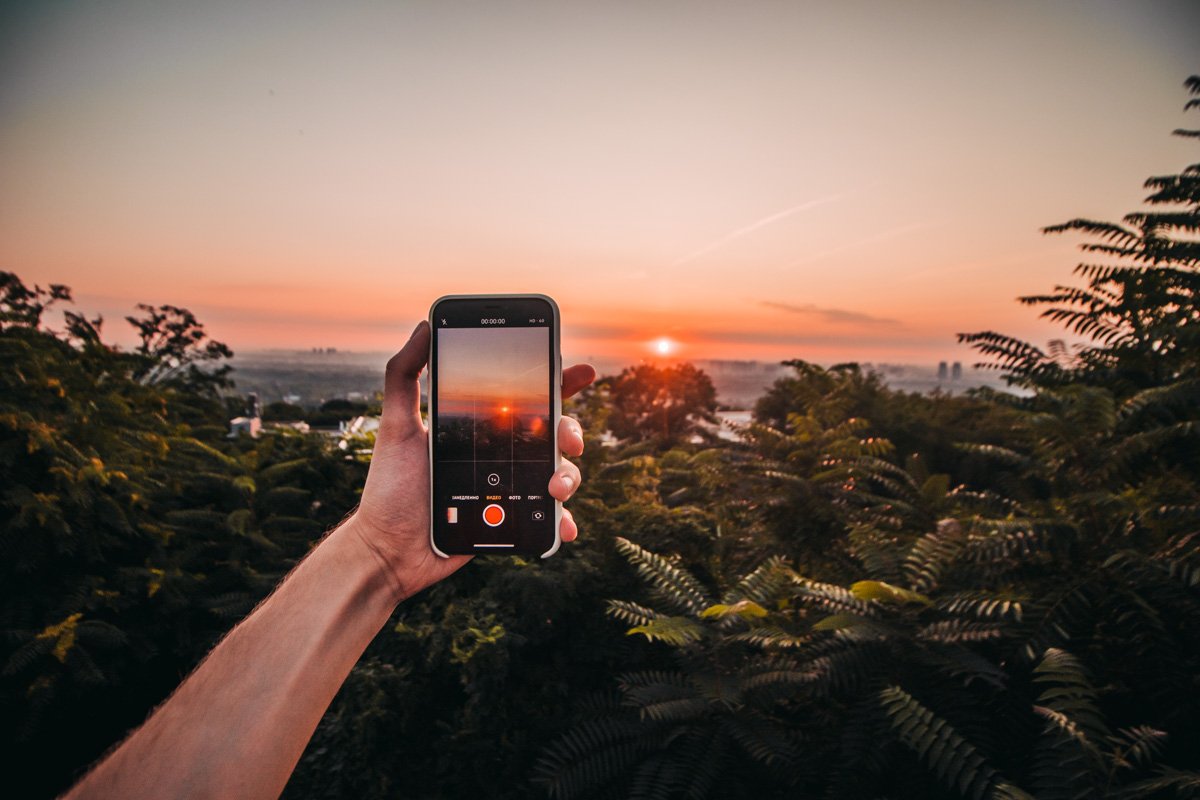 Киев на рассвете не описать словами, хочется молча любоваться Киев на рассвете не описать словами, хочется молча любоваться