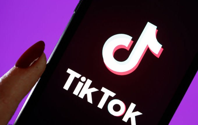 TikTok выпустит свой собственный смартфон с новыми приложениями