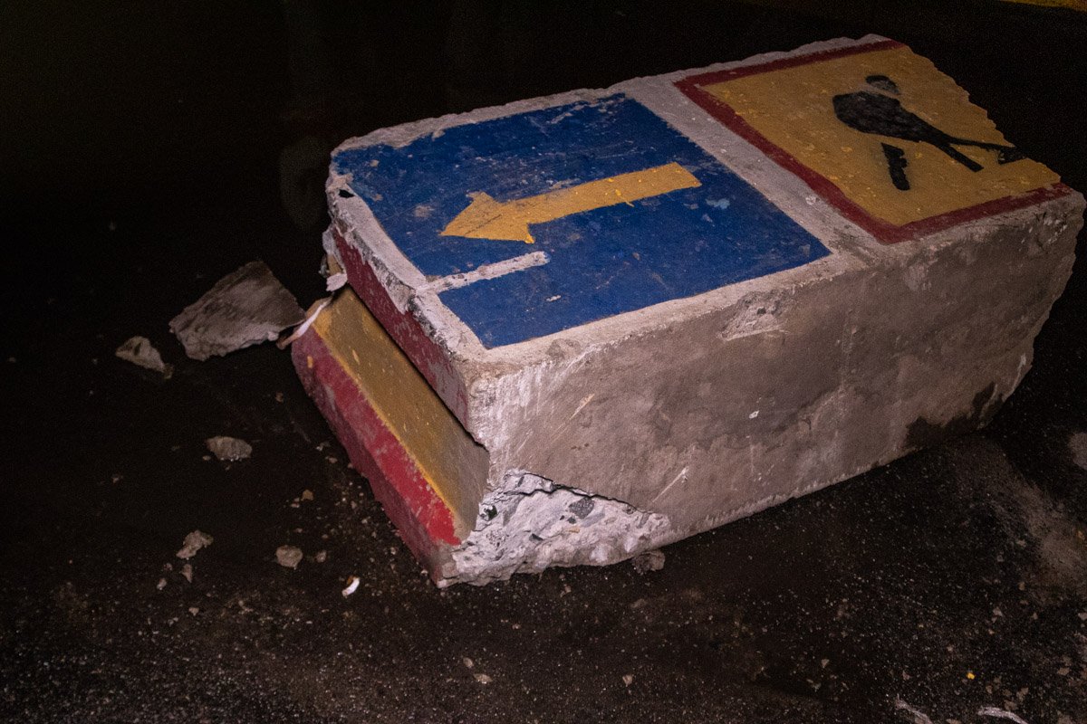 На улице Соборной байкер на мотоцикле Triumph зацепил ограждение и упал