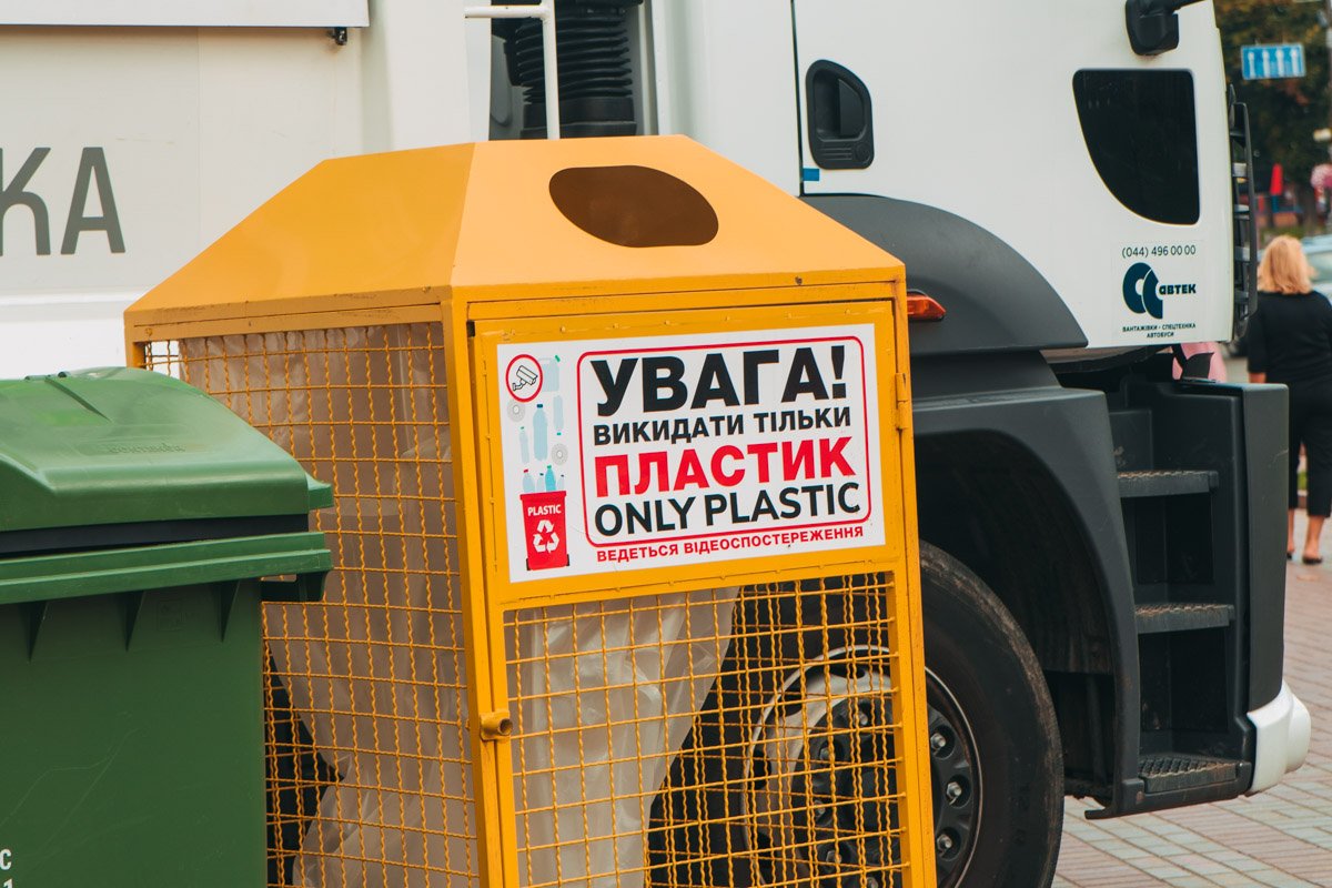 Сейчас эта инициатива - все еще эксперимент, поэтому грузовики и контейнеры могут быть самыми разными