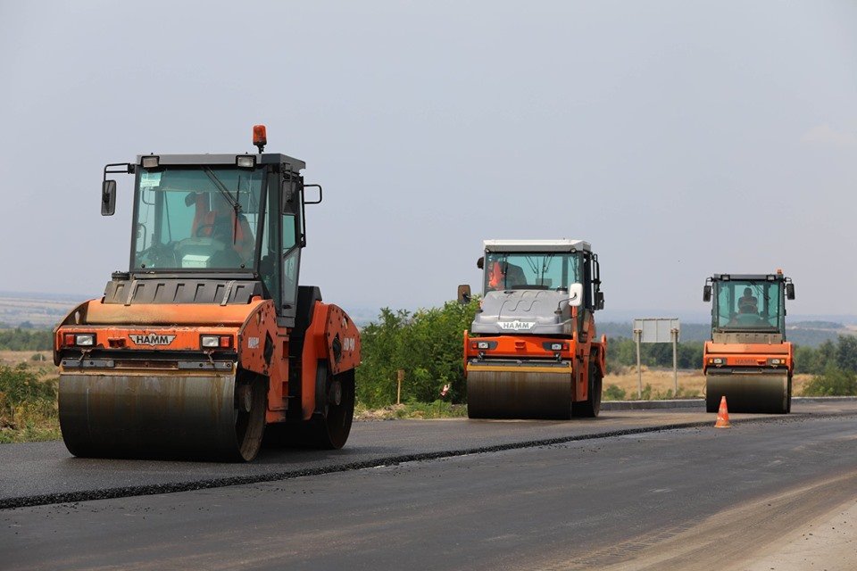 Скоро в нашей стране не останется места для разбитых дорог
