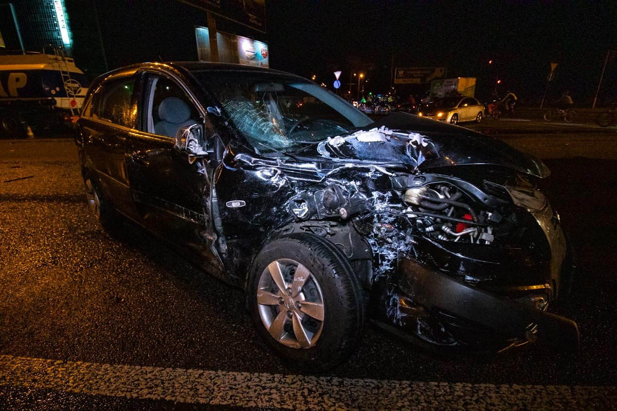 Пострадал водитель легковушки