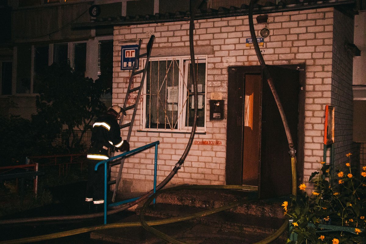 Однако соседние квартиры, к счастью, остались целыми 