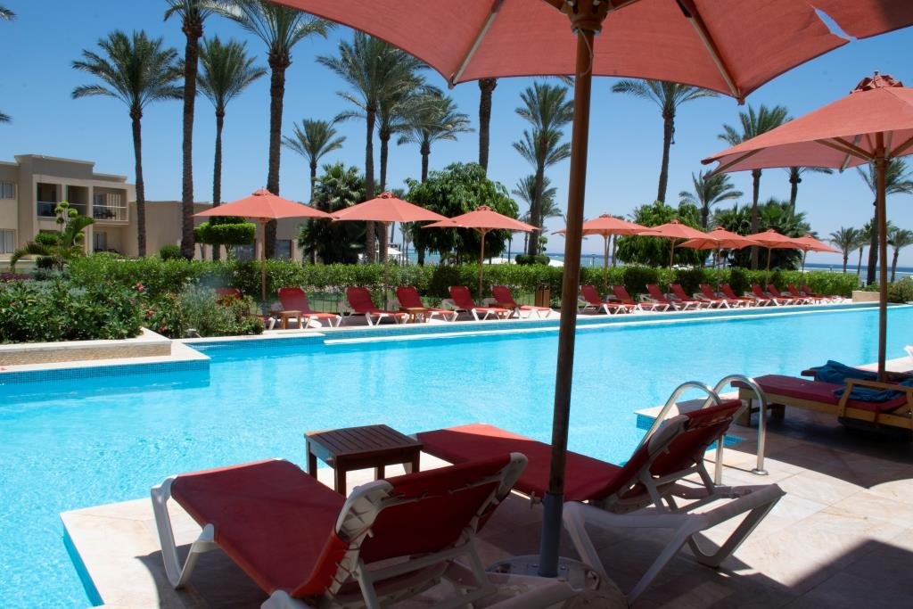 Выход к бассейну прямо из номера -мечта? Нет, реальность! Выход к бассейну прямо из номера -мечта? Нет, реальность!