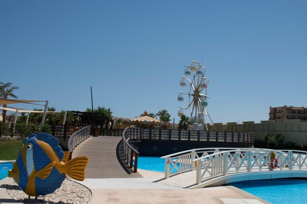 Красочный аквапарк - бесплатный для гостей сети Rixos Красочный аквапарк - бесплатный для гостей сети Rixos