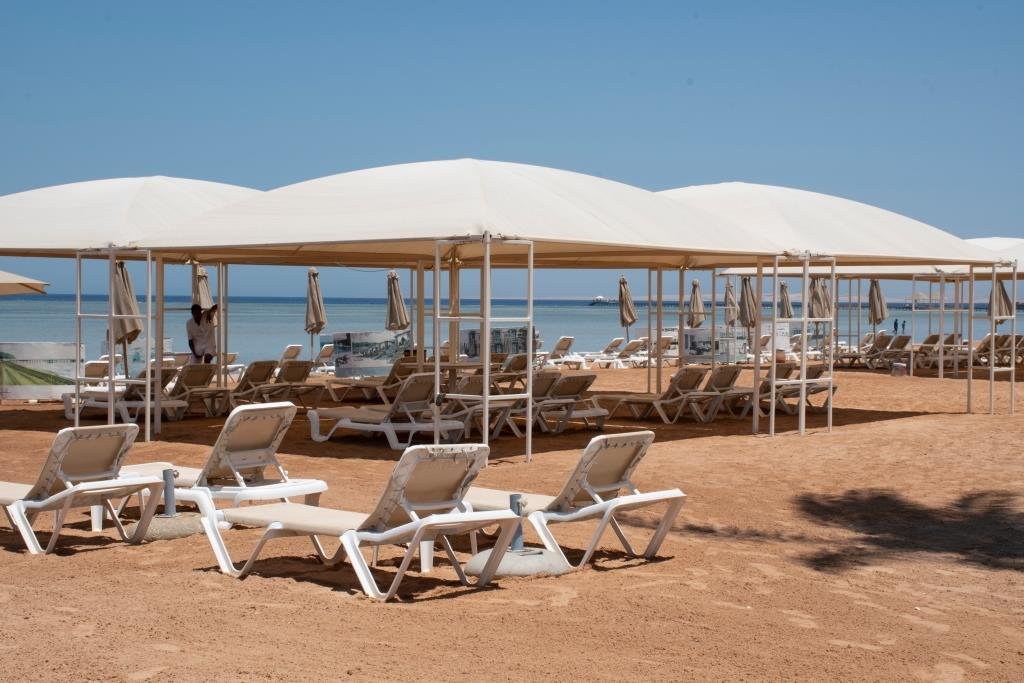 На пляже всегда чисто На пляже всегда чисто