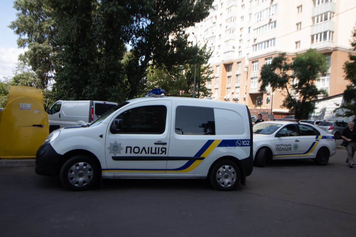 Оперативные сотрудники полиции проводили спецоперацию по задержанию квартирных воров Оперативные сотрудники полиции проводили спецоперацию по задержанию квартирных воров