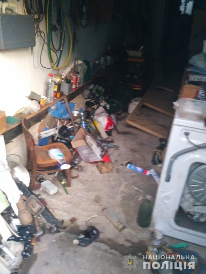 Мужчина облил себя бензином из-за конфликта с бывшей женой Мужчина облил себя бензином из-за конфликта с бывшей женой