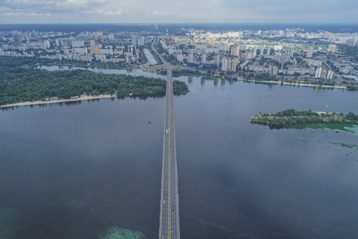 Мост Патона уже не первый год находится в аварийном состоянии Мост Патона уже не первый год находится в аварийном состоянии