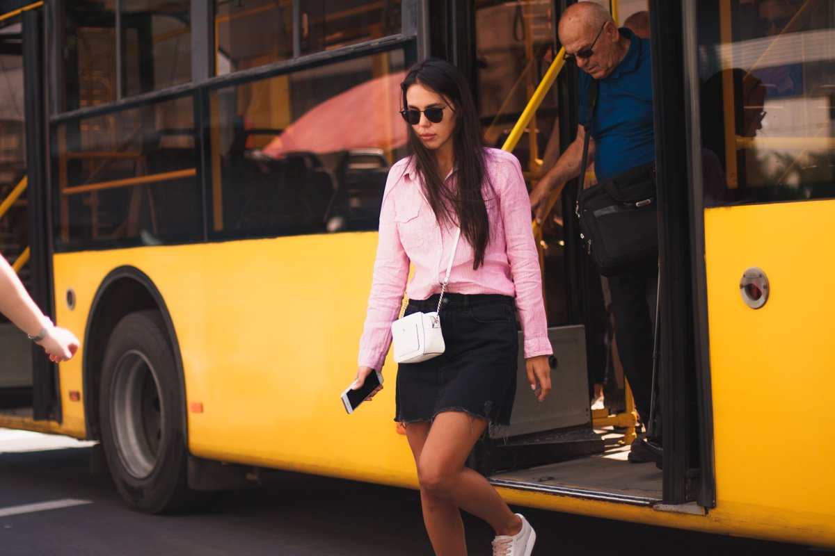 А ведь скоро короткие юбки сменятся на лосины с начесом... Лето, не уходи! А ведь скоро короткие юбки сменятся на лосины с начесом... Лето, не уходи!