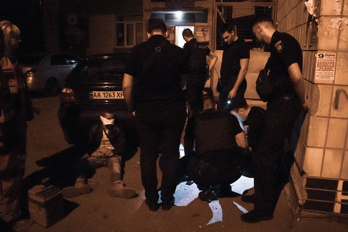 В Киеве задержали вооруженного до зубов преступника 
